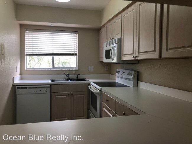 Building Photo - 7403 Palmera Pointe Cir