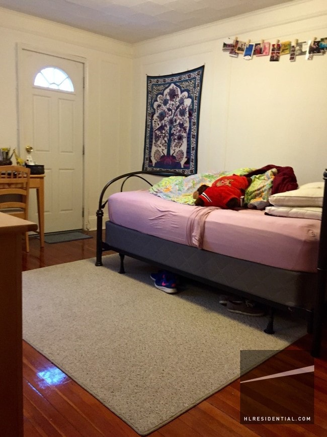 Building Photo - 2226 27th St