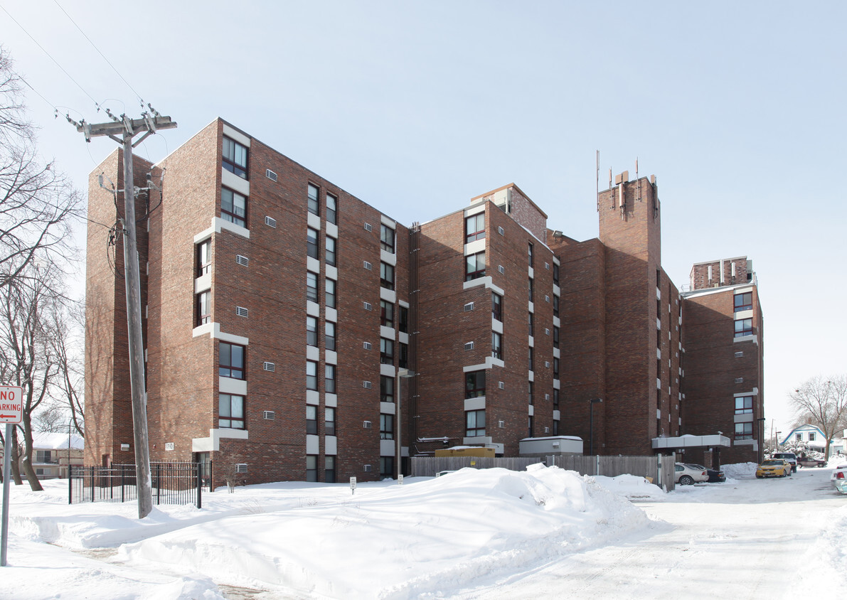 Building Photo - Rainbow Terrace