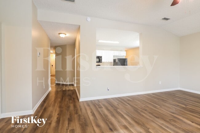 Building Photo - 5725 Suwanee Park Ct