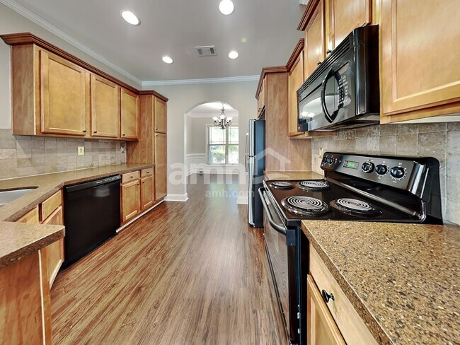 Building Photo - 1421 Still Ridge Ln SE