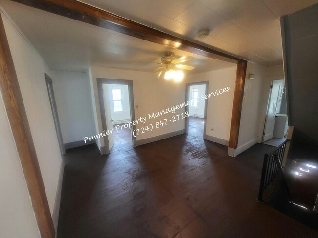Building Photo - 465 Zeigler Ave