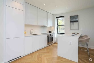 Interior Photo - The Century