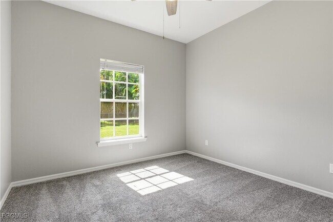 Foto del edificio - 318 SE 21st St