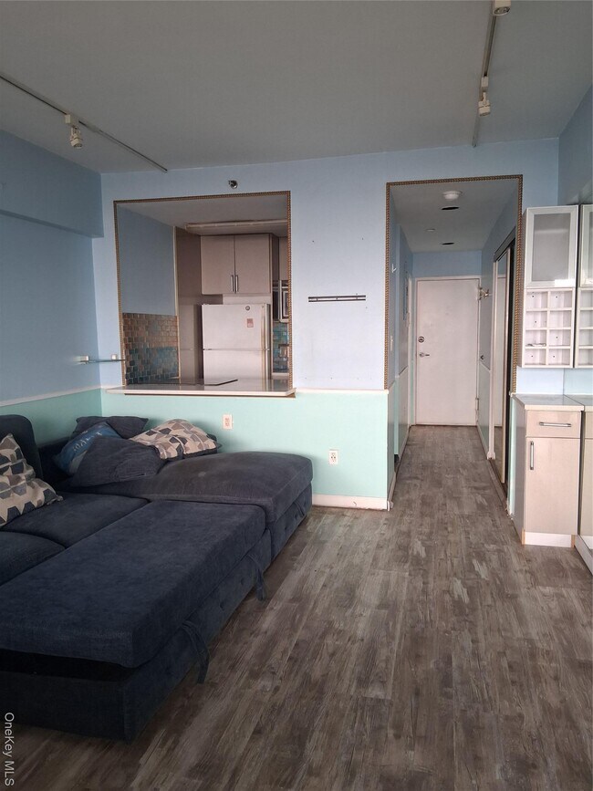 Foto del edificio - 250 Shore Rd