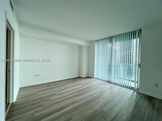 Foto del edificio - 500 Brickell Ave
