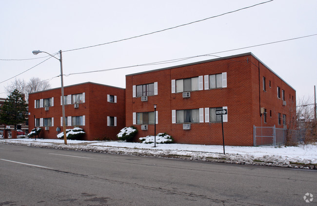 Building Photo - Garland Chase Apartments