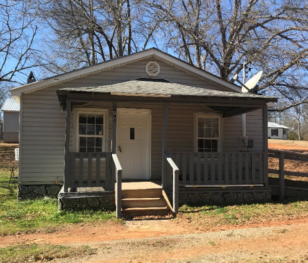 190 Silver Cir, Royston, GA 30662 House Rental in Royston, GA