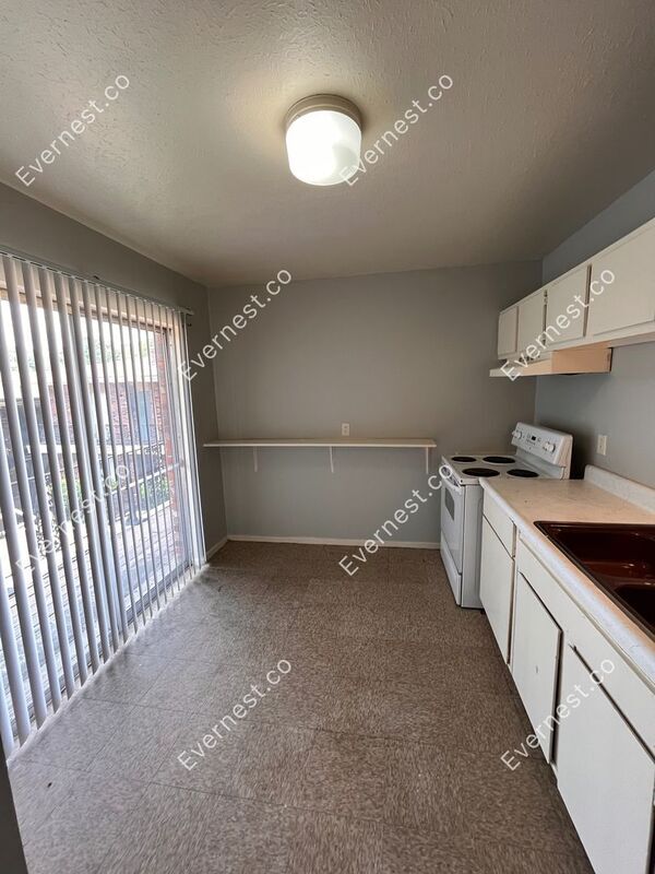 Building Photo - 333 Millsaps Ave
