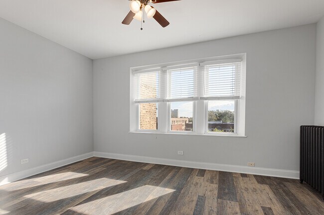 Foto del edificio - 1608 W Sherwin Ave