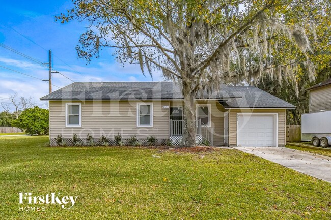 Building Photo - 1591 Twin Oak Dr W