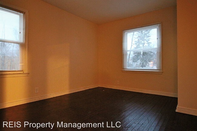 Building Photo - 5025 N 41st St