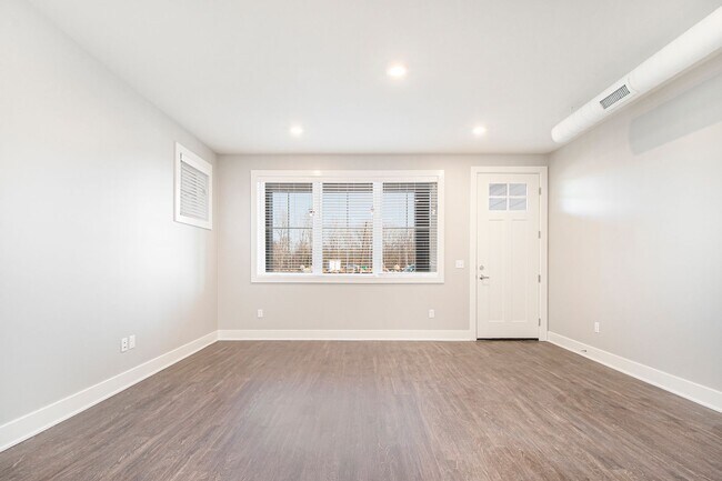 Foto del edificio - Two Bedroom | Two Bath in Ada, MI