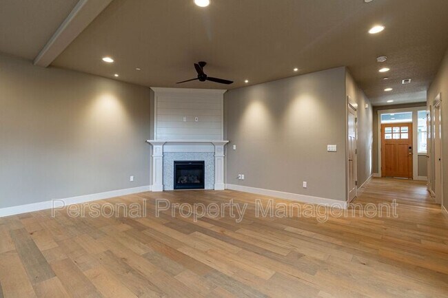 Building Photo - 3755 NW 64th Ave