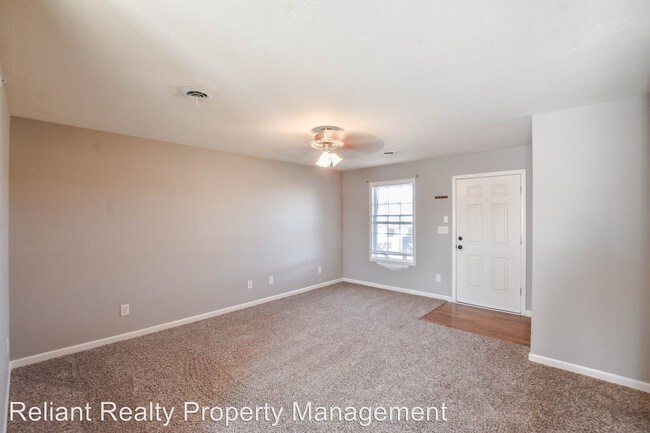 Building Photo - 306 Rowand Ct