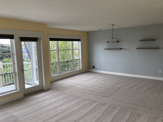 Dining Room - 1240 5th Ave N