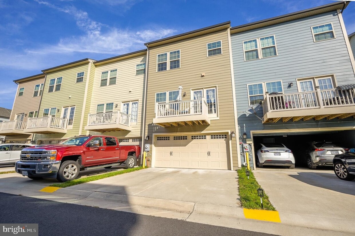 2126 Hemlock Bay Rd, Dumfries, VA 22026 Townhome Rentals in Dumfries