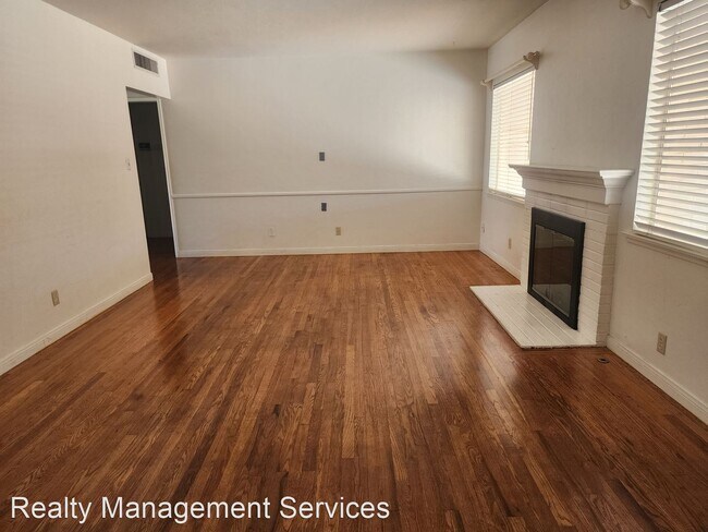 Foto del edificio - 3 br, 2 bath House - 1309 Telegraph Ave