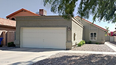 Building Photo - 4431 E Amberwood Dr