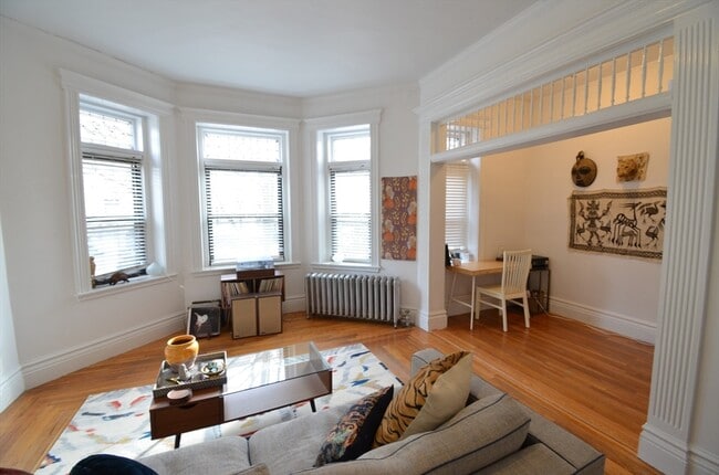Building Photo - 1109 Boylston St