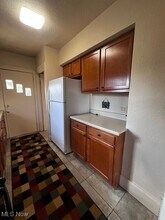 Building Photo - 5598 South Ave