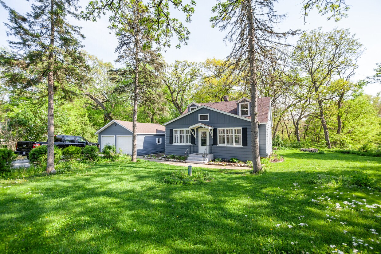 Primary Photo - 7703 Ravina Dr