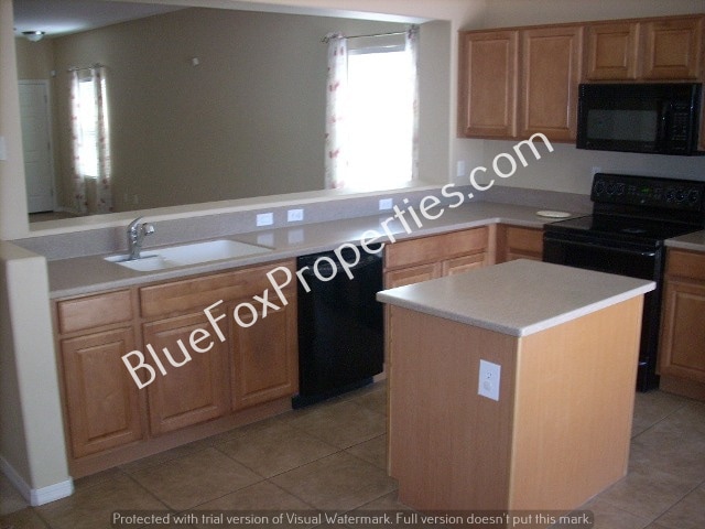 Building Photo - 7554 W Phobos Dr