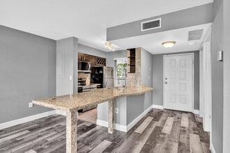Building Photo - 2850 N Oakland Forest Dr