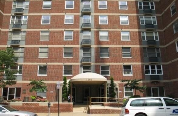 Building Photo - 1101 Saint Paul St