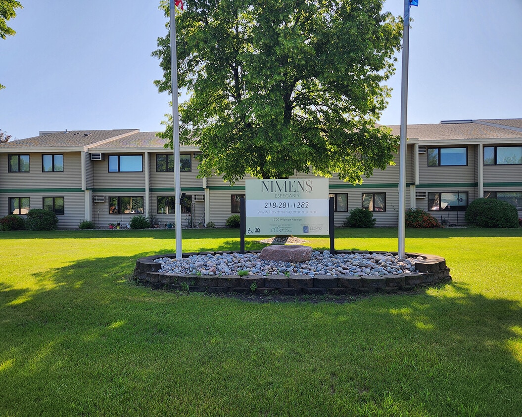 Primary Photo - Nimens Espegard Apartments