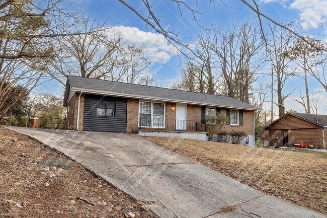 Building Photo - 3 br, 2 bath House - 517 Clara Dr