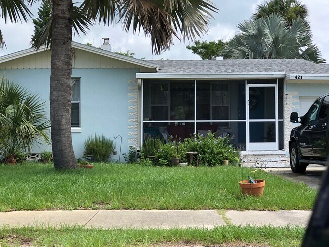 Foto del edificio - 421 Seaview Ave