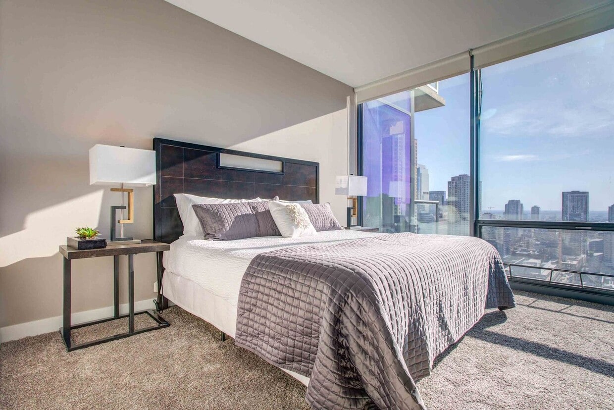 Foto del edificio - 610 N State St