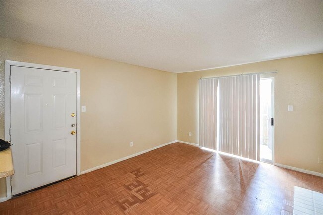 Foto del edificio - 12615 Brookglade Cir