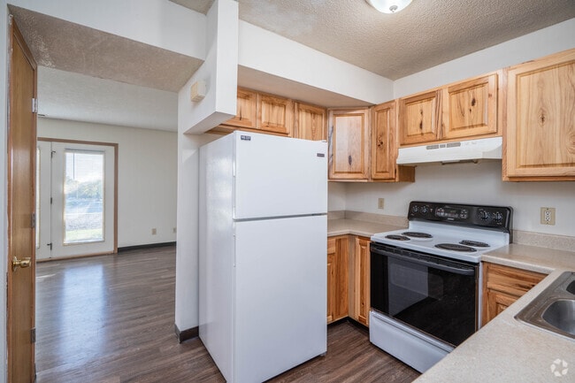 3BR, 2BA - 1,100SF - Kitchen - Timber Ridge Townhomes