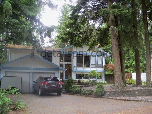 Primary Photo - 5325 Pineridge Dr NE