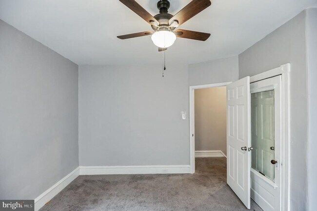 Building Photo - 530 N 58th St