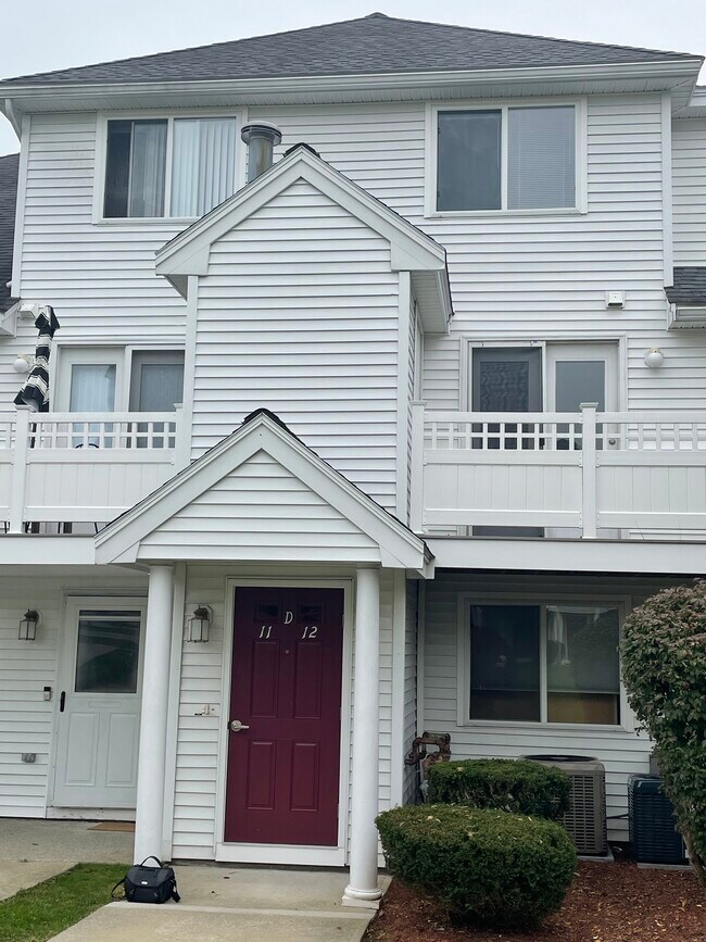 Exterior - 360 Littleton Rd