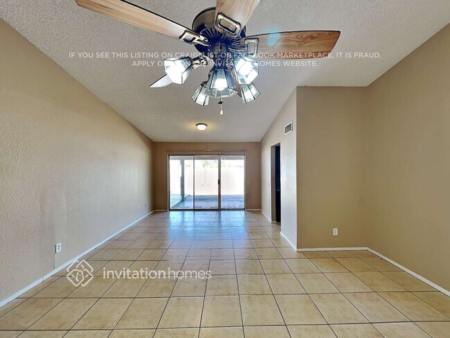 Foto del edificio - 4437 N 102nd Way