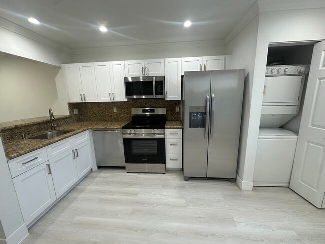 Foto del edificio - 7175 NW 173rd Dr