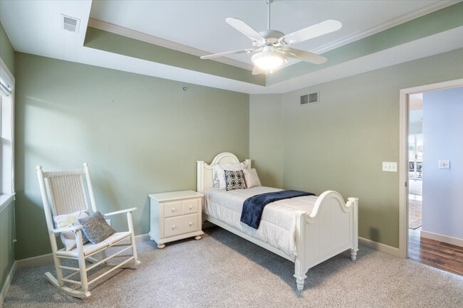Building Photo - 248 E Palisades Condo Dr