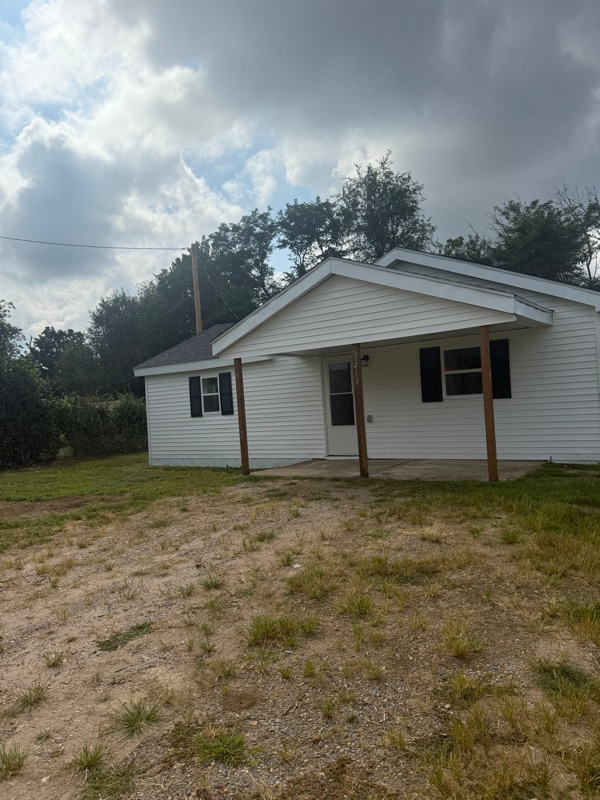 Building Photo - 1413 E Kathleen St