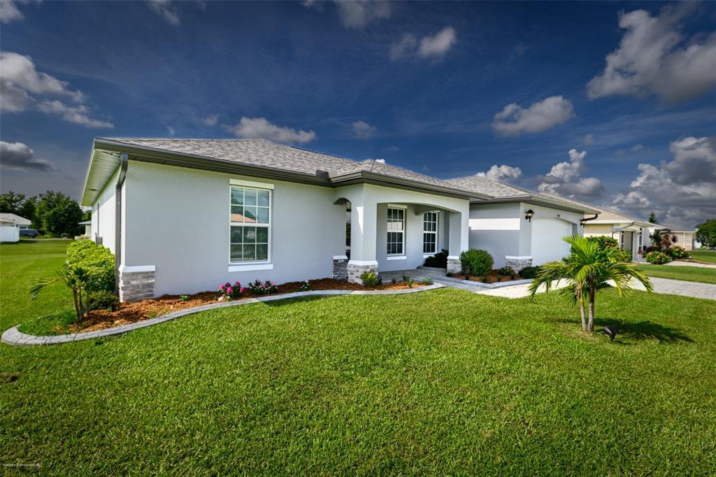 Foto principal - 25583 Deep Creek Blvd