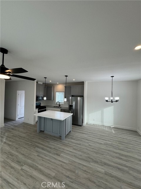 Foto del edificio - 2627 E La Palma Ave