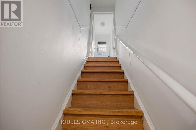 Photo du bâtiment - 141 Orchard Heights Blvd