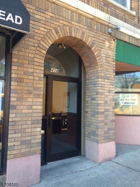 Primary Photo - 398-408 Bloomfield Ave