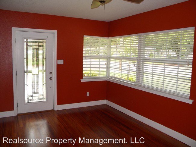 Foto del edificio - 2 br, 1 bath House - 1522 East Washington St.
