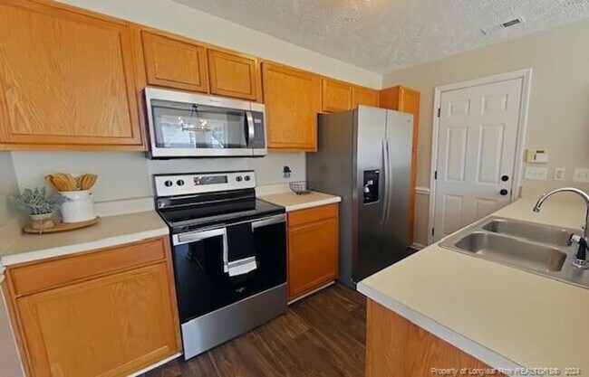Foto del edificio - 3 Bedroom 2 Bath for Rent