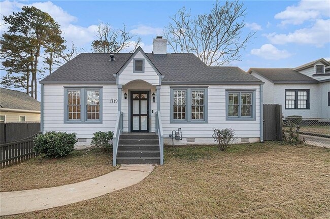 Foto del edificio - 1719 Flat Shoals Rd SE