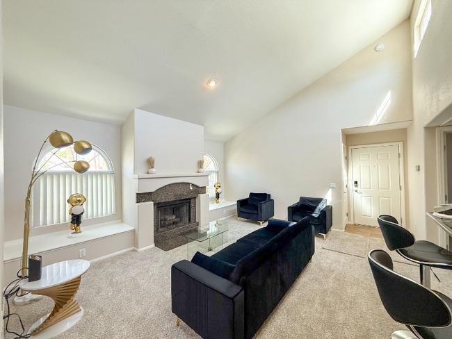 Building Photo - 3145 E Flamingo Rd